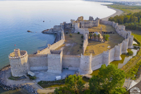 06 Aralık Cumartesi- Aşağı Dünya Obruğu- Aynalı Göl- Anemurium Antik Kenti- Anamur Mamure Kalesi- Mergez Macera Turizm