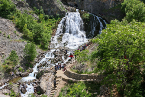 09 Mayıs Cumartesi Kapuzbaşı Şelaleleri - Derebağ Şelaleri- Yeşilköy Şelaleri -Mergez Macera Turizm