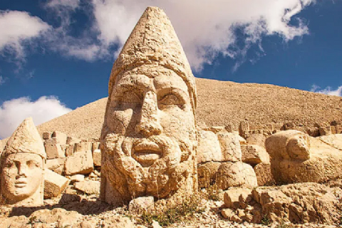 15 Ağustos Cuma Akşam Çıkışlı Nemrut-Cendere-Perre Antik Kenti-Halfeti Tekne Turu