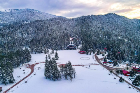 Başkonuş Yaylası - Yedikuyular Kayak Merkezi - Ali Kayası Seyir Terası Turu- MERGEZ MACERA TURİZM