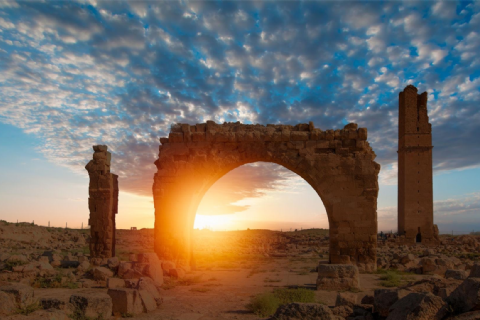 BAŞTAN SONA KONAKLAMALI VE SIRA GECELİ URFA TURU- KARAHAN TEPE DAHİL SADECE 4500 TL-MERGEZ MACERA TURİZM