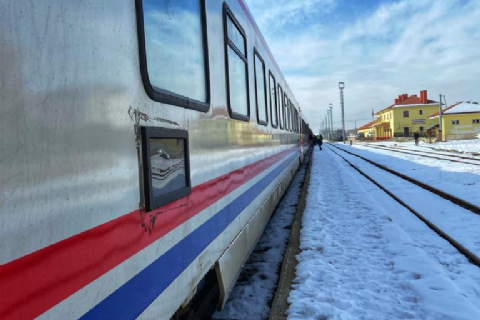 DOĞU EKSPRESİ İLE ERZURUM, KARS, SARIKAMIŞ, ANİ, ÇILDIR GÖLÜ, PALANDÖKEN KAYAK MERKEZİ, DİVRİĞİ TURU- MERGEZ MACERA TURİZM 2025-2026 SEZON. 3. TUR