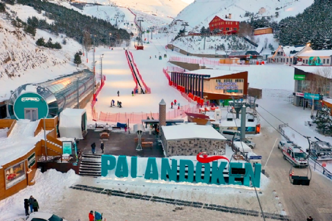 DOĞU EKSPRESİ İLE ERZURUM, KARS, SARIKAMIŞ, ANİ, ÇILDIR GÖLÜ, PALANDÖKEN KAYAK MERKEZİ, DİVRİĞİ TURU- MERGEZ MACERA TURİZM 2025-2026 SEZON. 3. TUR