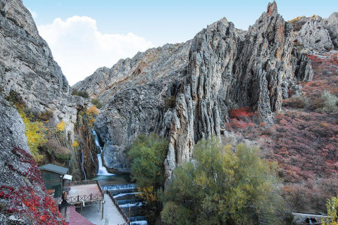 Gökpınar Turkuaz Göleti-Levent Kanyonu Ve Seyir Terası-Somuncubaba Külliyesi-Günpınar Şelalesi Turu- Mergez Macera Turizm 2026