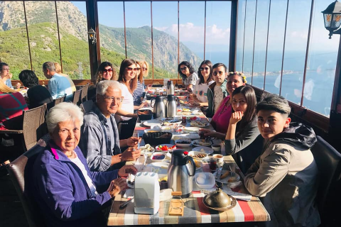 ISPARTA GÜL BAHÇELERİ- EĞİRDİR GÖLÜ-DÜĞMELİ EVLER ANTALYA-SAGALASSOS ANTİK KENTİ-BURDUR MAMUT MÜZESİ VE BURDUR ARKEOLOJİ MÜZESİ TURU 2025
