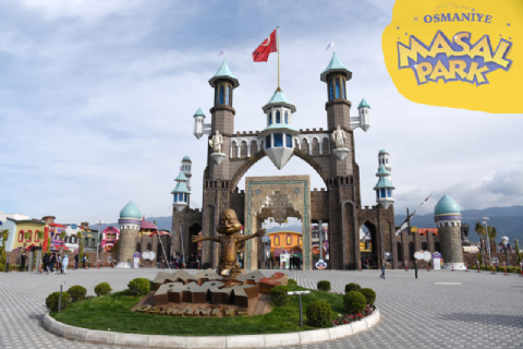 KARATEPE KİLİMDOKUMA KOOPERATİFİ – SABUNÇAYI ŞELALESİ – HARUN REŞİT KALESİ – KARAÇAY ŞELALESİ – OSMANİYE MASAL PARK TURU