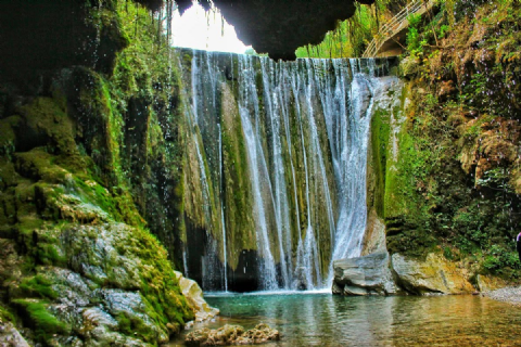 KARATEPE KİLİMDOKUMA KOOPERATİFİ – SABUNÇAYI ŞELALESİ – HARUN REŞİT KALESİ – KARAÇAY ŞELALESİ – OSMANİYE MASAL PARK TURU