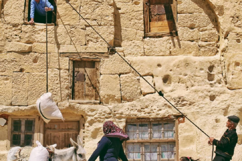 Karaman Lale Bahçeleri, Taşkale Tahıl Ambarları- Hadim Göksu Şelaleleri Turu- MERGEZ MACERA TURİZM