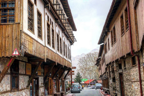 Kemaliye – Karanlık Kanyon – Apçağa Köyü – Eğin – Munzur Gözeleri – Ovacık – Tunceli Turu