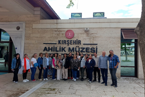KIRŞEHİR TURU MERGEZ 2026-NEŞET ERTAŞ SEVERLERE.