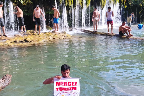 Küp Şelaleleri ve Yüzme Etkinliği