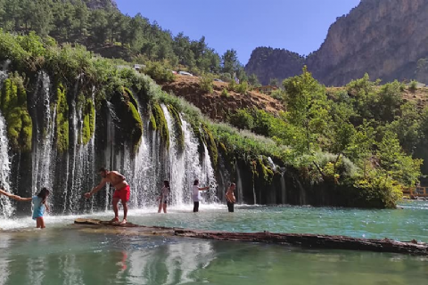 Küp Şelaleleri ve Yüzme Etkinliği