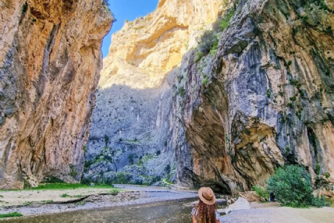Trenli Belemedik-Varda Alman Köprüsü-Kapıkaya Kanyonu-Halil Atılgan Kültür Evi Turu Mergez Macera Turizm