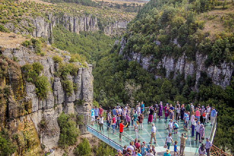 Uşak Ulubey Kanyonu-Taşkıran Vadisi-Kuladokya-Kula Evleri-Blaundus Antik Kenti-Clandias Köprüsü- Divlit Volkanik Jeo Park Turu