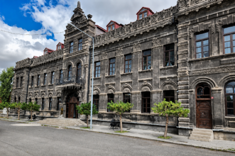 🚂 Van Ekspresi ile Gidiş – Doğu Ekspresi ile Dönüş – Van • Ahlat • Muradiye • Doğubayazıt • Kars • Ani Özel Turu – Mergez Macera Turizm
