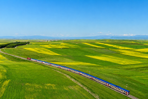 🚂 Van Ekspresi ile Gidiş – Doğu Ekspresi ile Dönüş – Van • Ahlat • Muradiye • Doğubayazıt • Kars • Ani Özel Turu – Mergez Macera Turizm