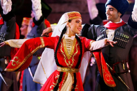 🚂 Van Ekspresi ile Gidiş – Doğu Ekspresi ile Dönüş – Van • Ahlat • Muradiye • Doğubayazıt • Kars • Ani Özel Turu – Mergez Macera Turizm