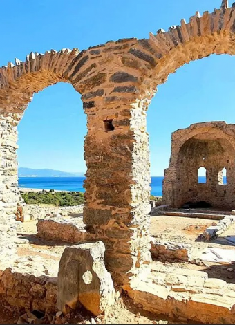 06 Aralık Cumartesi- Aşağı Dünya Obruğu- Aynalı Göl- Anemurium Antik Kenti- Anamur Mamure Kalesi- Mergez Macera Turizm