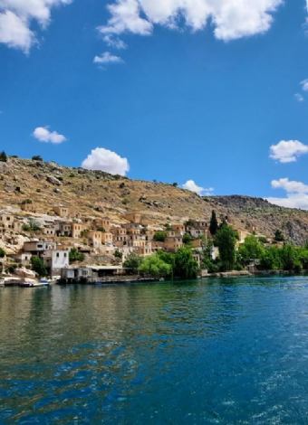 18 Temmuz Cuma Akşam Çıkışlı Nemrut-Cendere-Perre Antik Kenti-Halfeti Tekne Turu